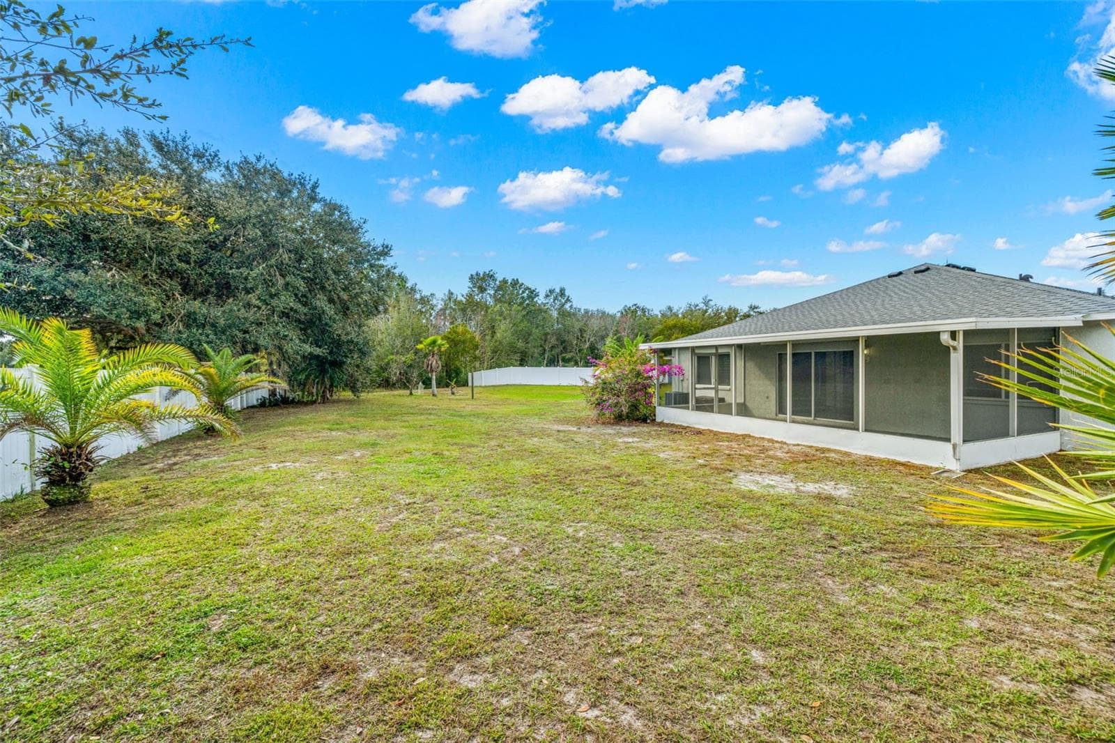 Single Family Residence at 6114 SCHOOL HOUSE CT, WESLEY CHAPEL, photo 24 of 37