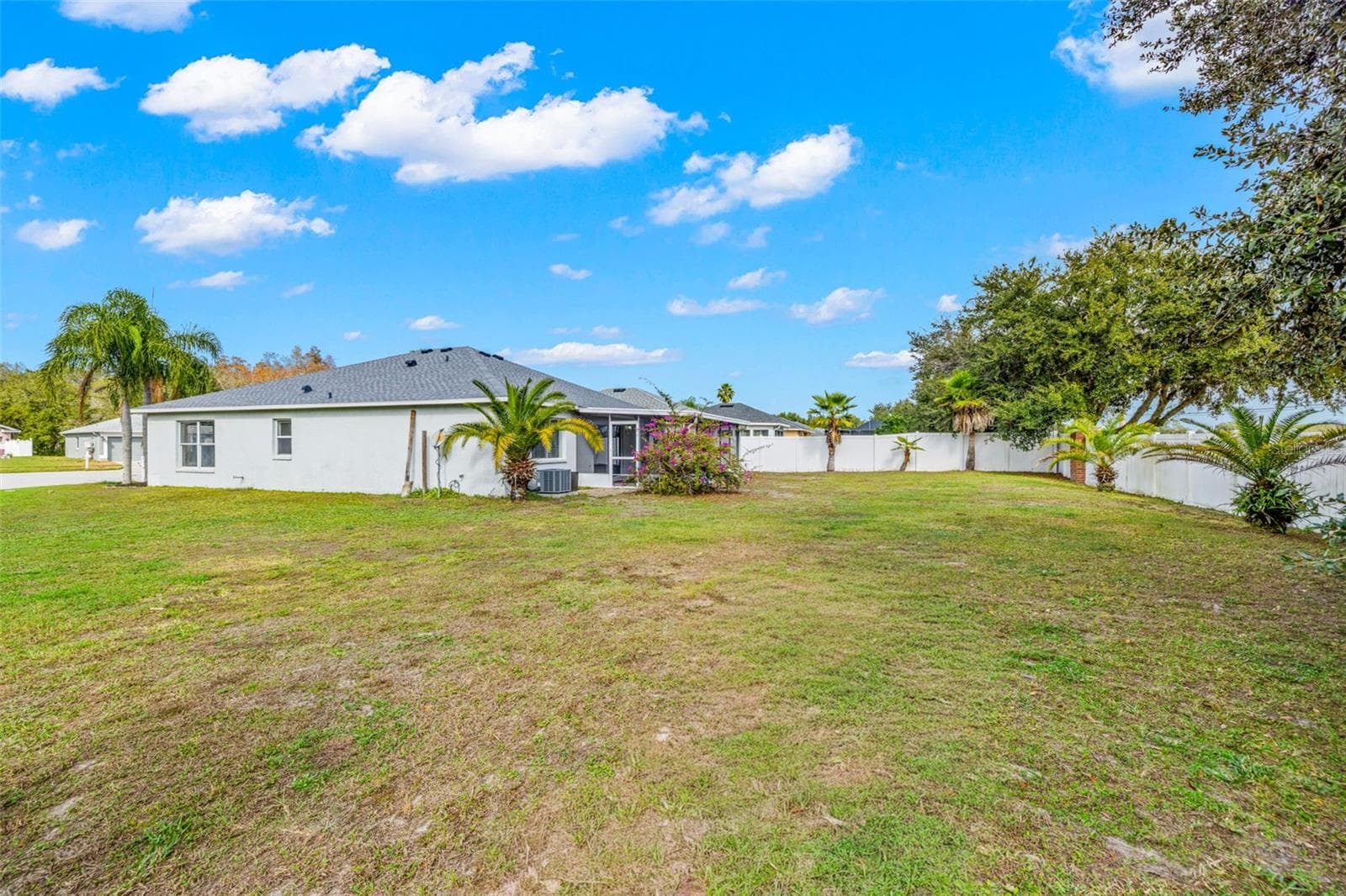 Single Family Residence at 6114 SCHOOL HOUSE CT, WESLEY CHAPEL, photo 26 of 37