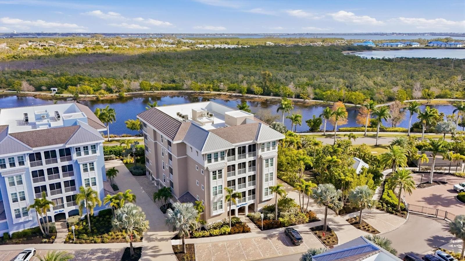 Condominium at 395 ARUBA CIR #303, BRADENTON, photo 2 of 51