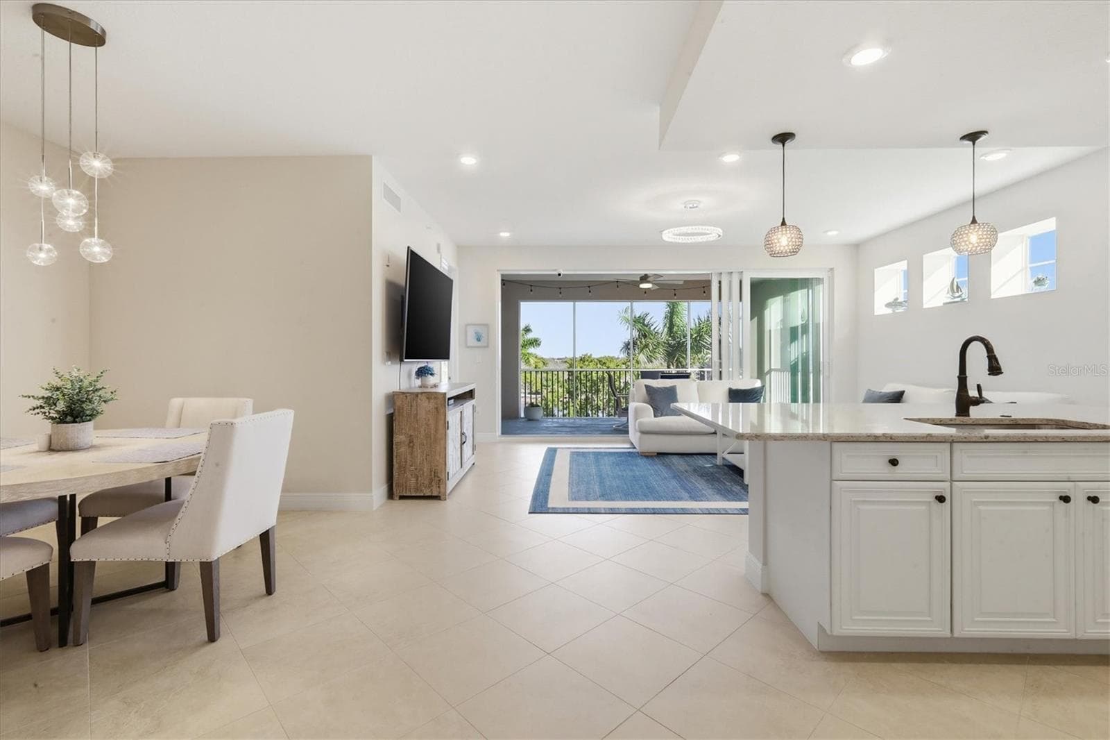 Condominium at 395 ARUBA CIR #303, BRADENTON, photo 6 of 51