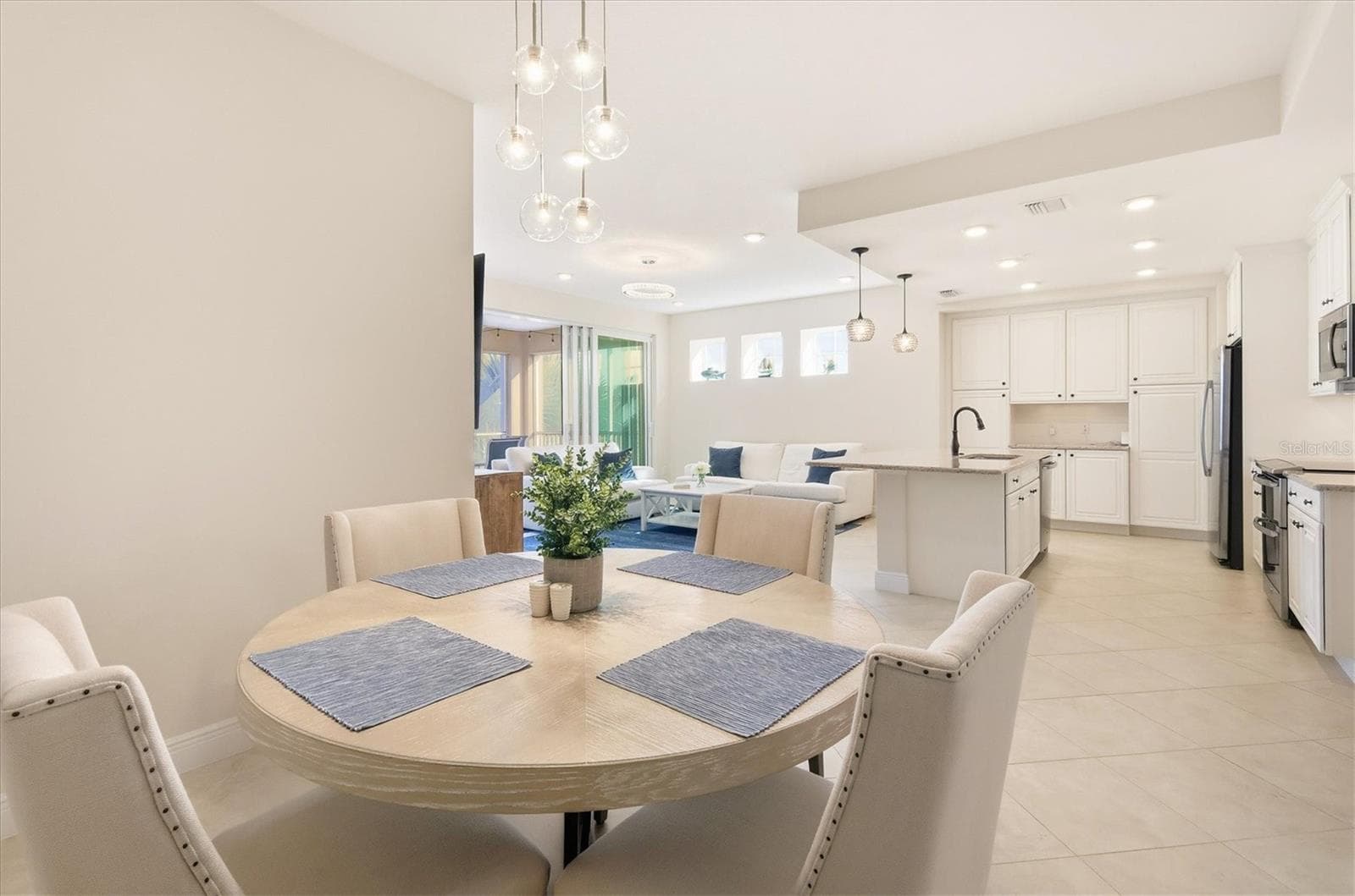 Condominium at 395 ARUBA CIR #303, BRADENTON, photo 14 of 51