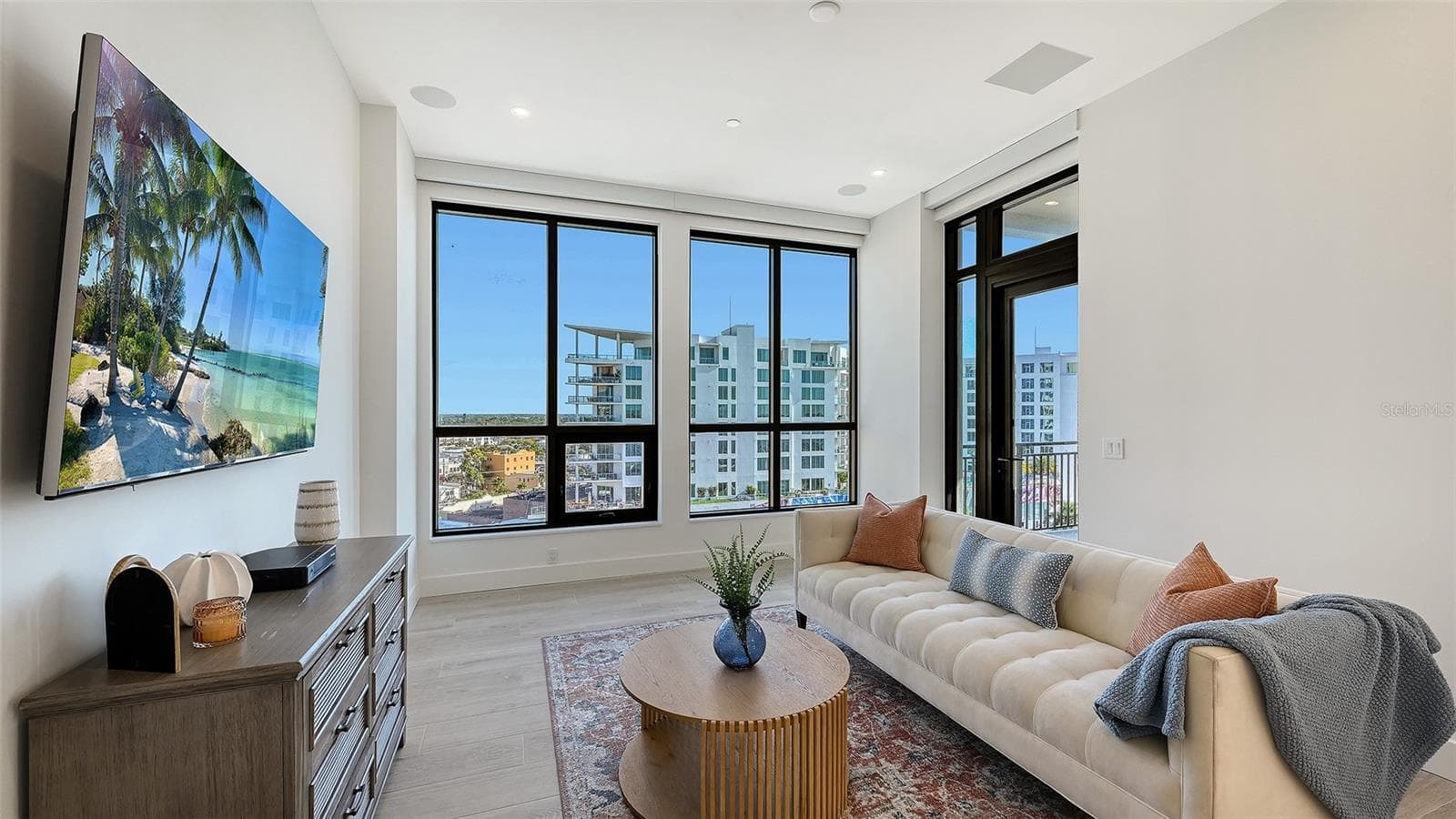 Condominium at 33 S PALM AVE #904, SARASOTA, photo 6 of 36