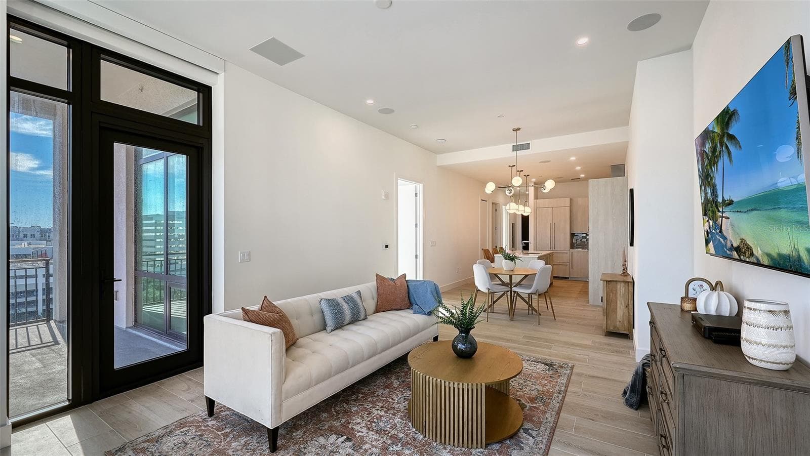 Condominium at 33 S PALM AVE #904, SARASOTA, photo 7 of 36