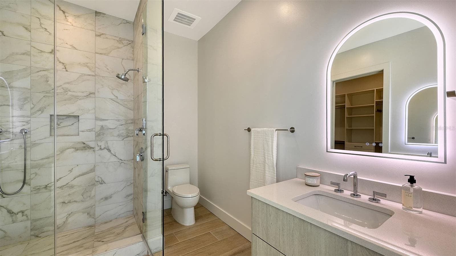 Condominium at 33 S PALM AVE #904, SARASOTA, photo 17 of 36