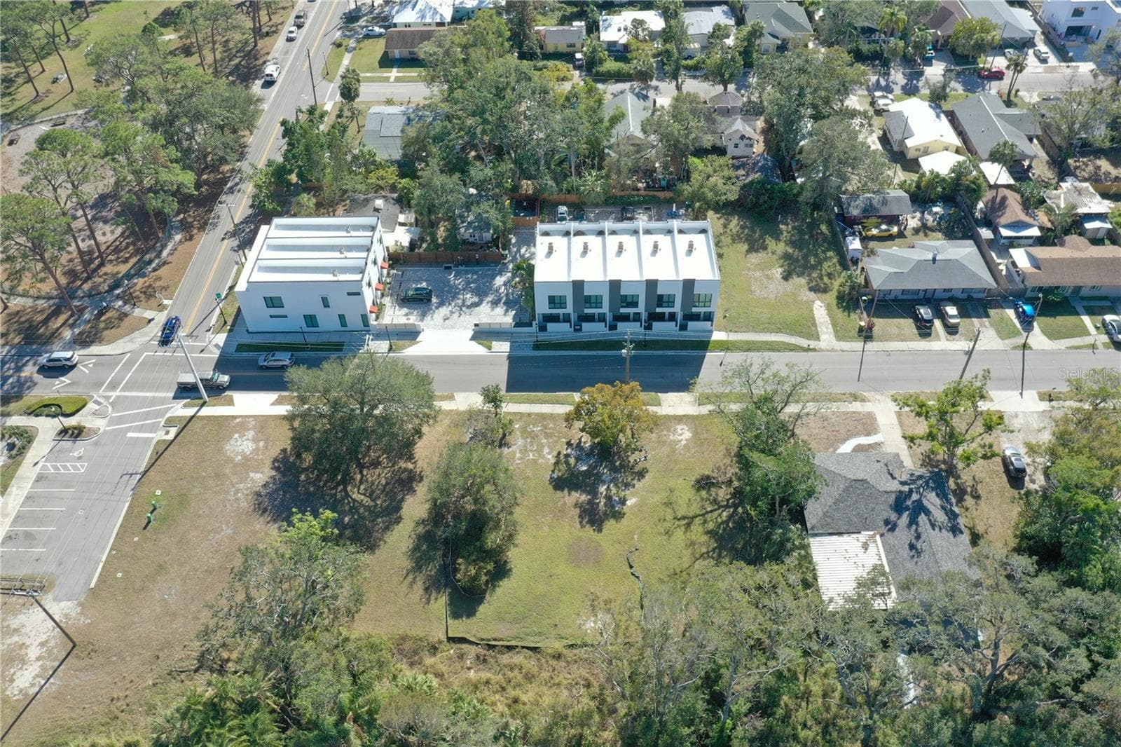 Single Family Residence at 1744 10TH ST, SARASOTA, photo 13 of 32