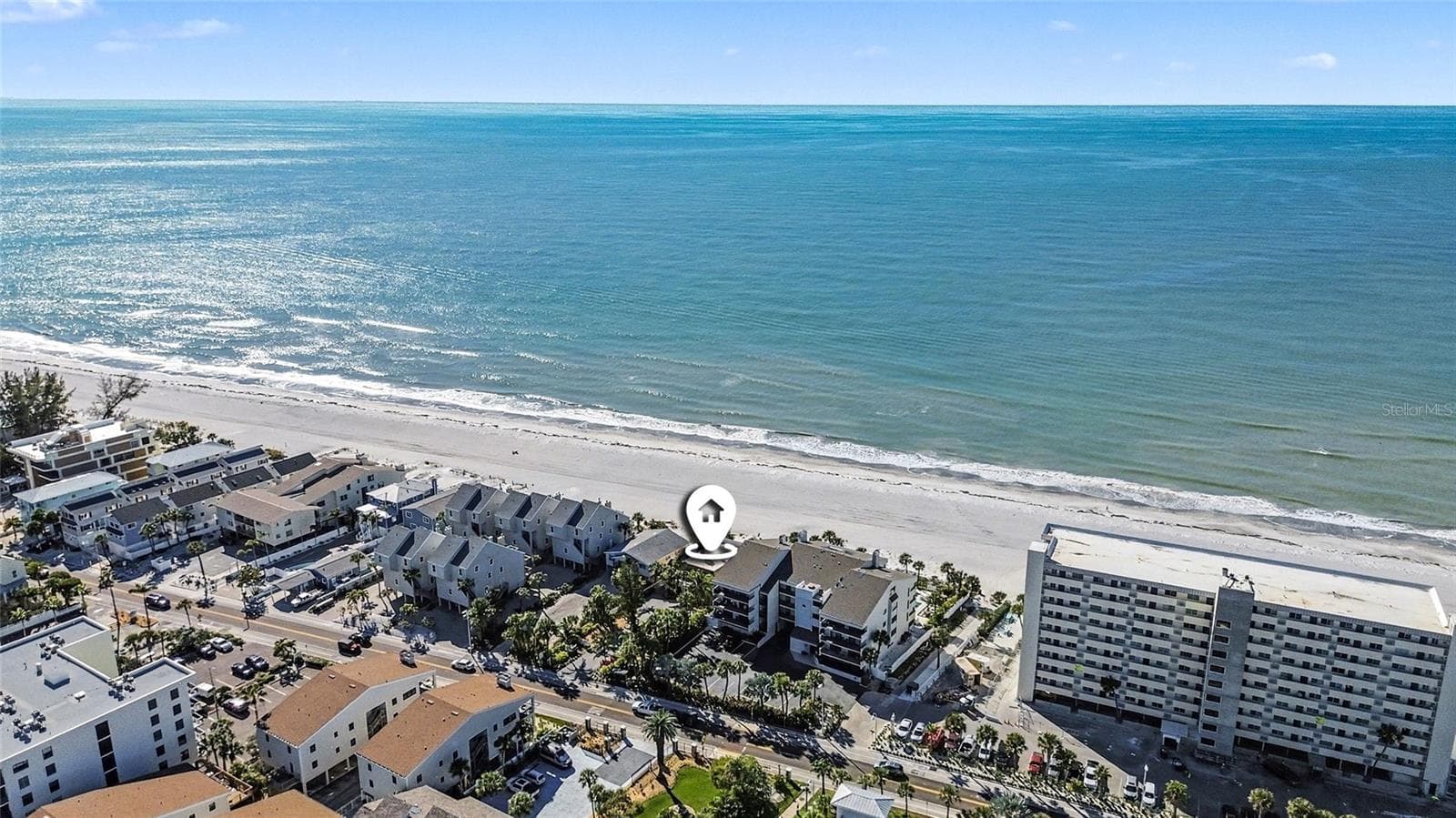 This beachfront property is waiting for you! - 19936 GULF BLVD, INDIAN SHORES