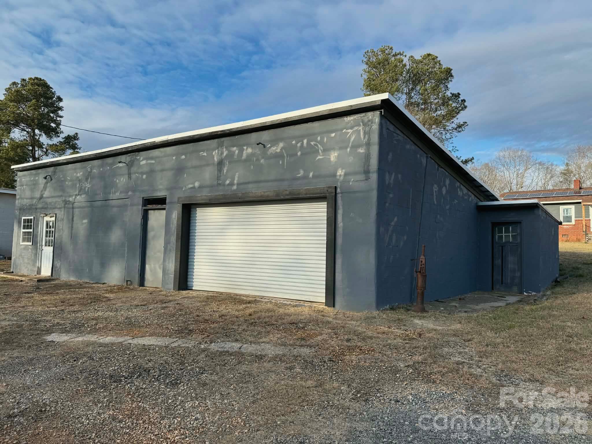 Garage/Shop Building - 1677 US 221A Highway, Forest City