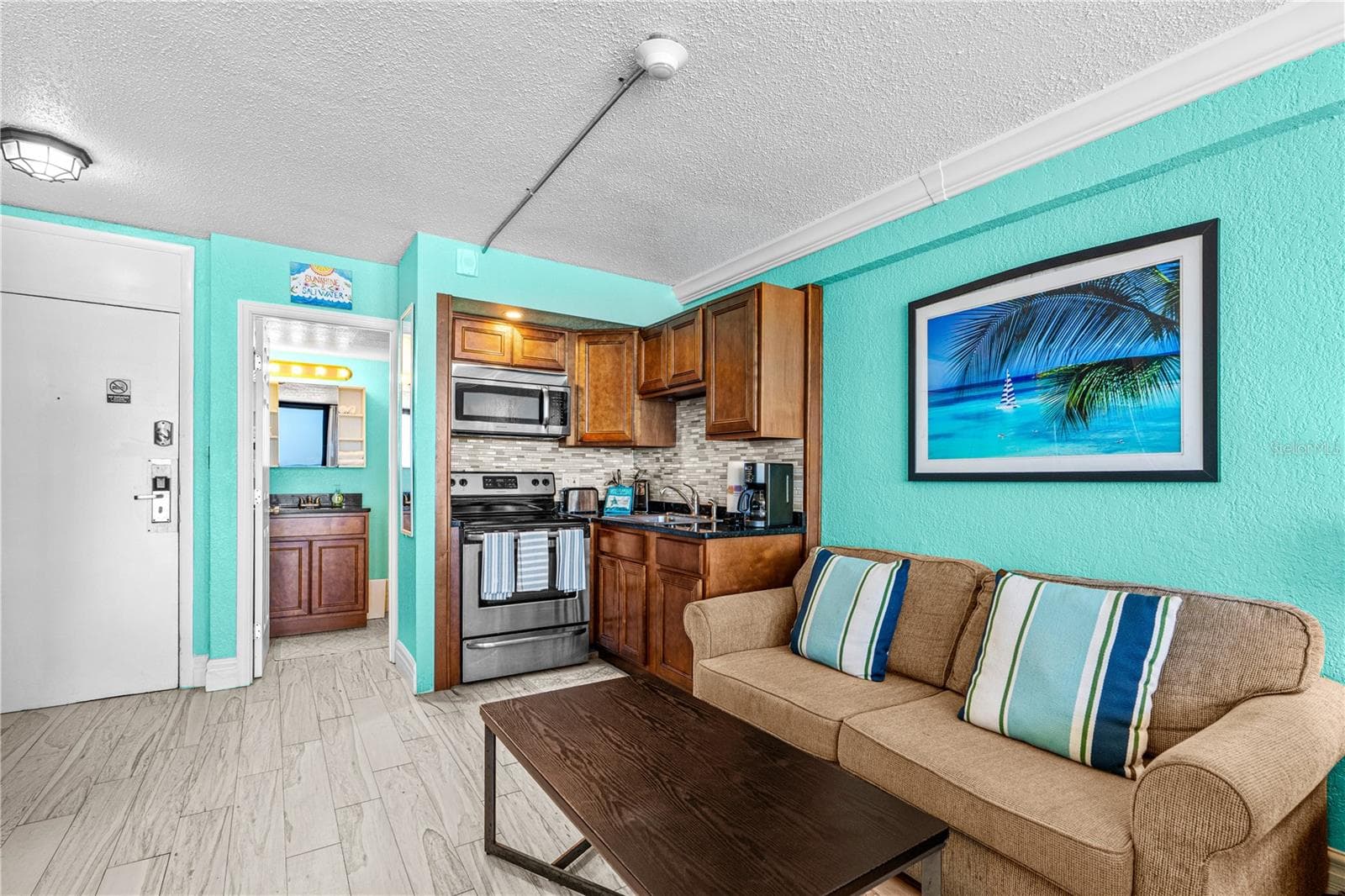 Condo - Hotel at 2301 S ATLANTIC AVE #339, DAYTONA BEACH, photo 16 of 40