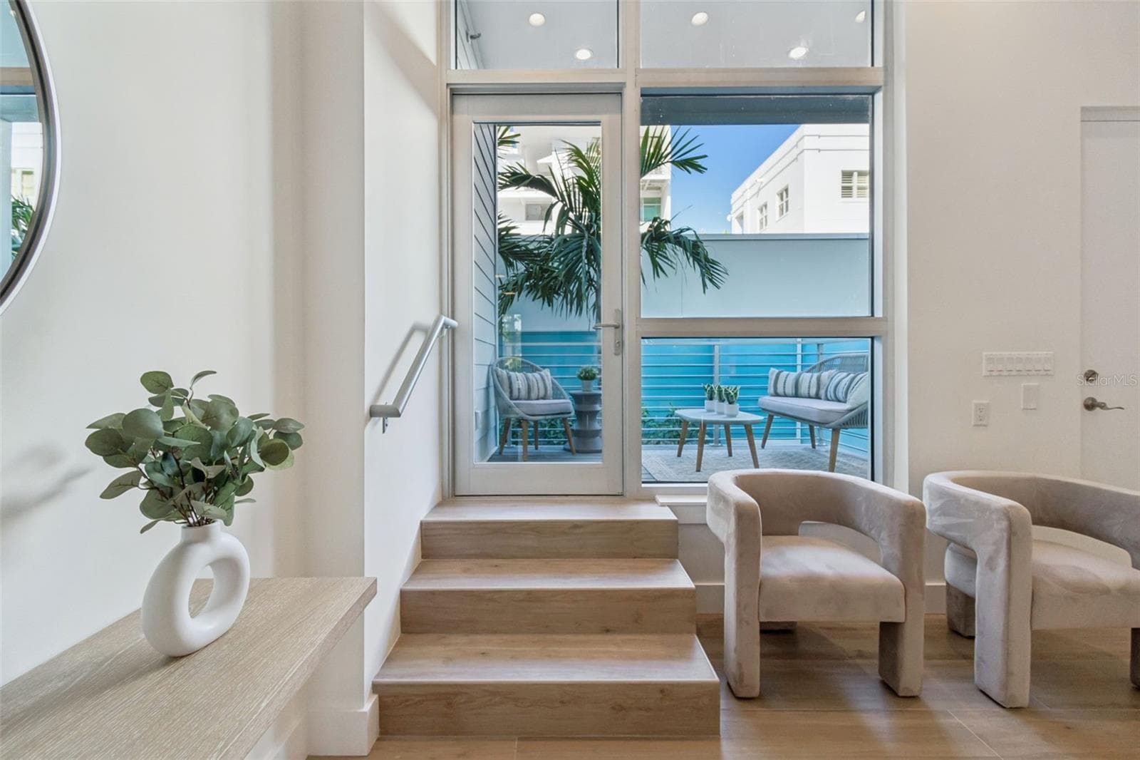 Living - 1343 4TH ST #102, SARASOTA