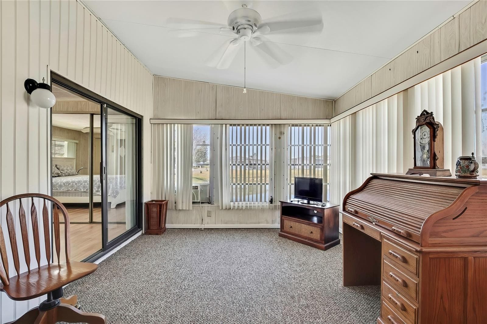 Manufactured Home at 3141 NANTUCKET DR, HOLIDAY, photo 20 of 38