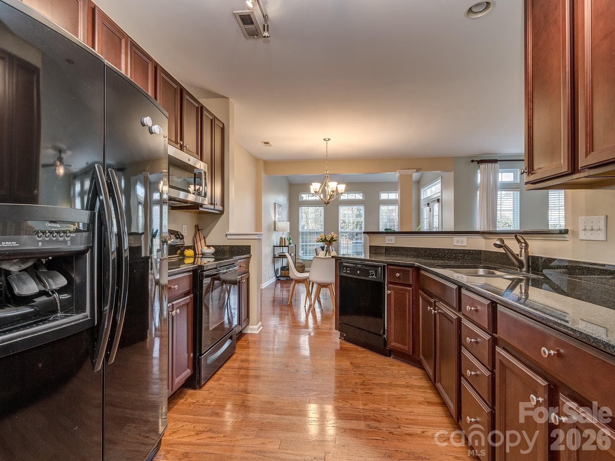 Townhouse at Charlotte, photo 9 of 43