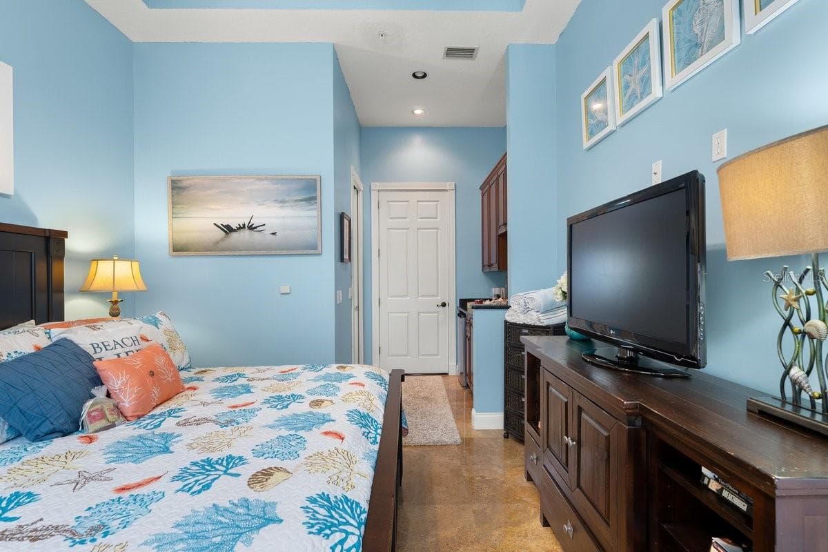 Separate Guest Room - 4606 OAK HAMMOCK CT #4606, PONCE INLET