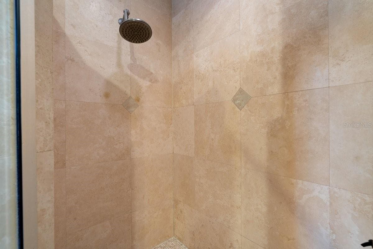 Main Bathroom - 4606 OAK HAMMOCK CT #4606, PONCE INLET