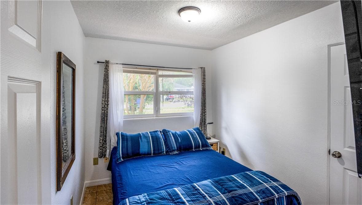 Single Family Residence at 2721 RAEFORD RD, ORLANDO, photo 15 of 39