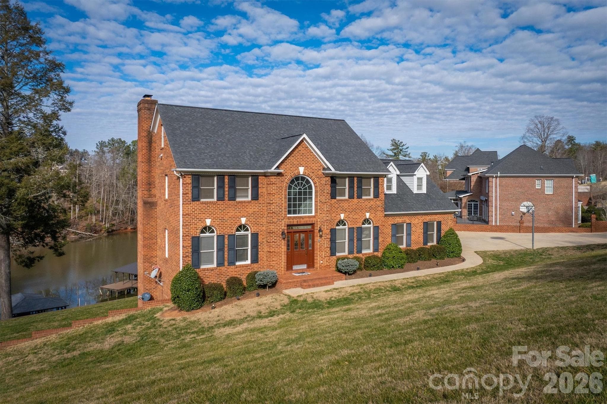 Single Family Residence at Hickory, photo 2 of 43