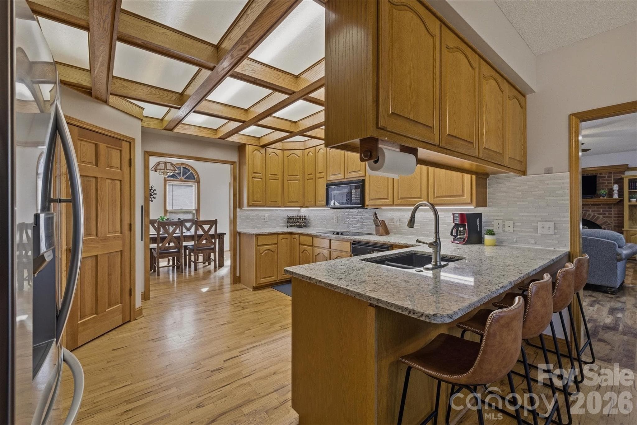Single Family Residence at Hickory, photo 6 of 43