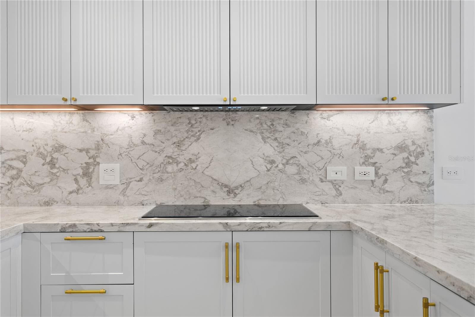 Sub Zero and Wolf appliances - 3015 S YSABELLA AVE #2301, TAMPA