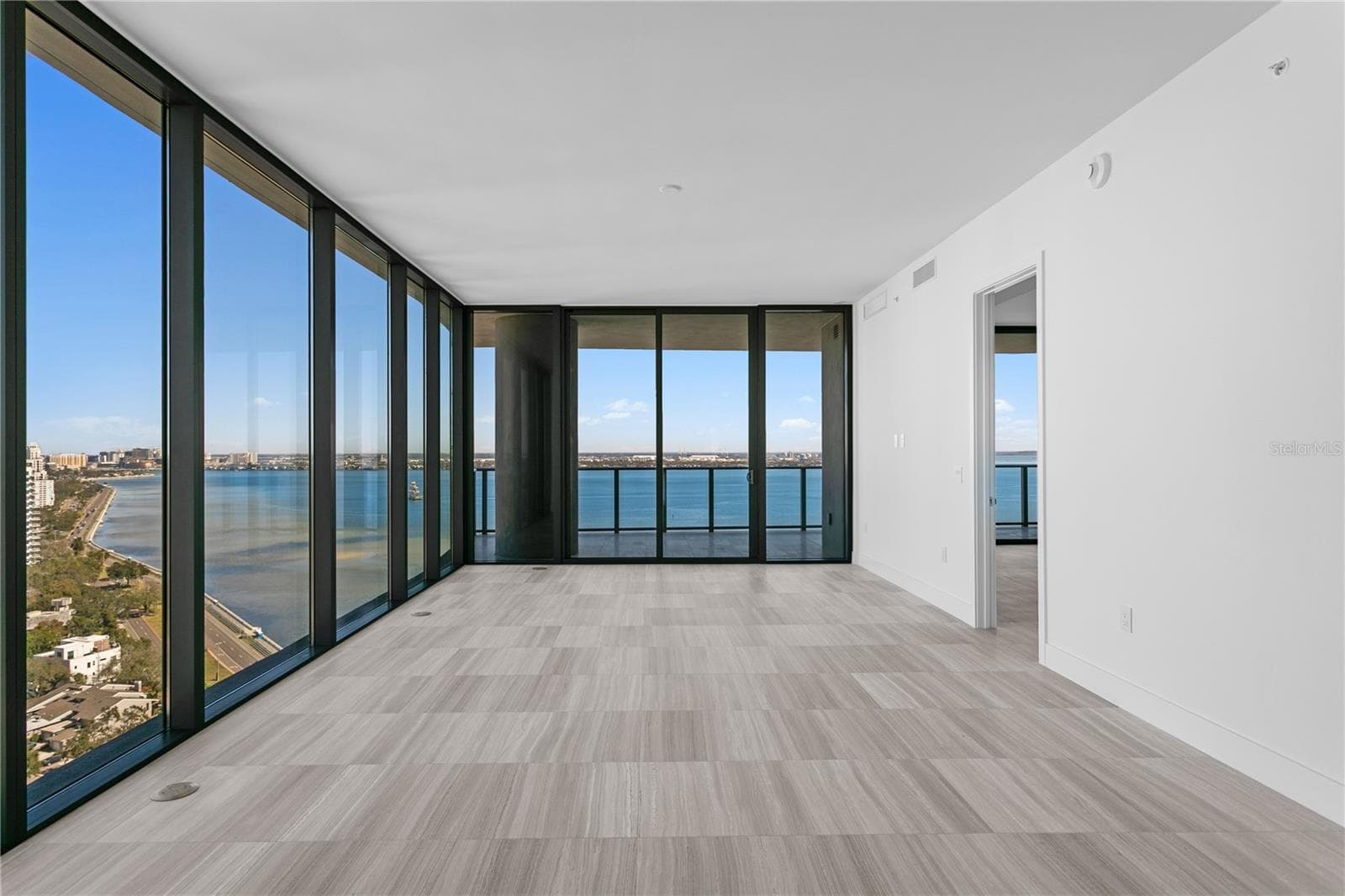 Floor-to-ceiling windows offering breathtaking bay views - 3015 S YSABELLA AVE #2301, TAMPA