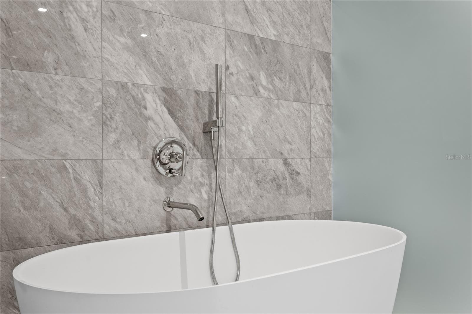Primary Bath with Freestanding Tub - 3015 S YSABELLA AVE #2301, TAMPA
