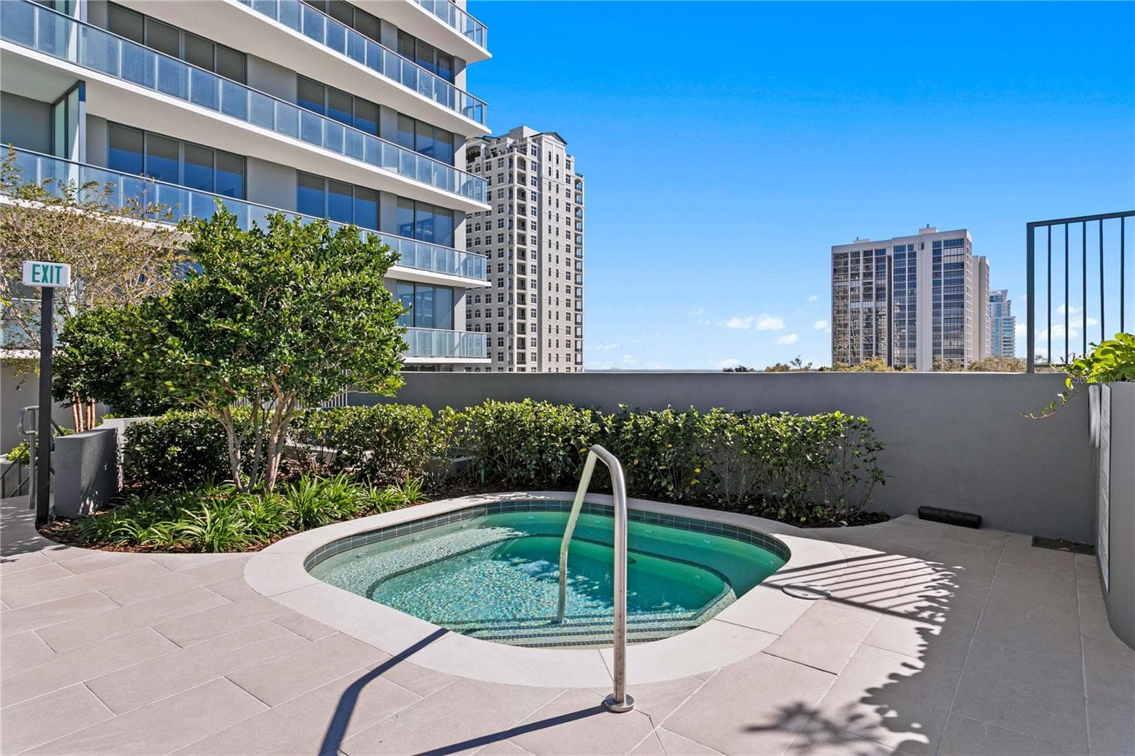 Spa - 3015 S YSABELLA AVE #2301, TAMPA