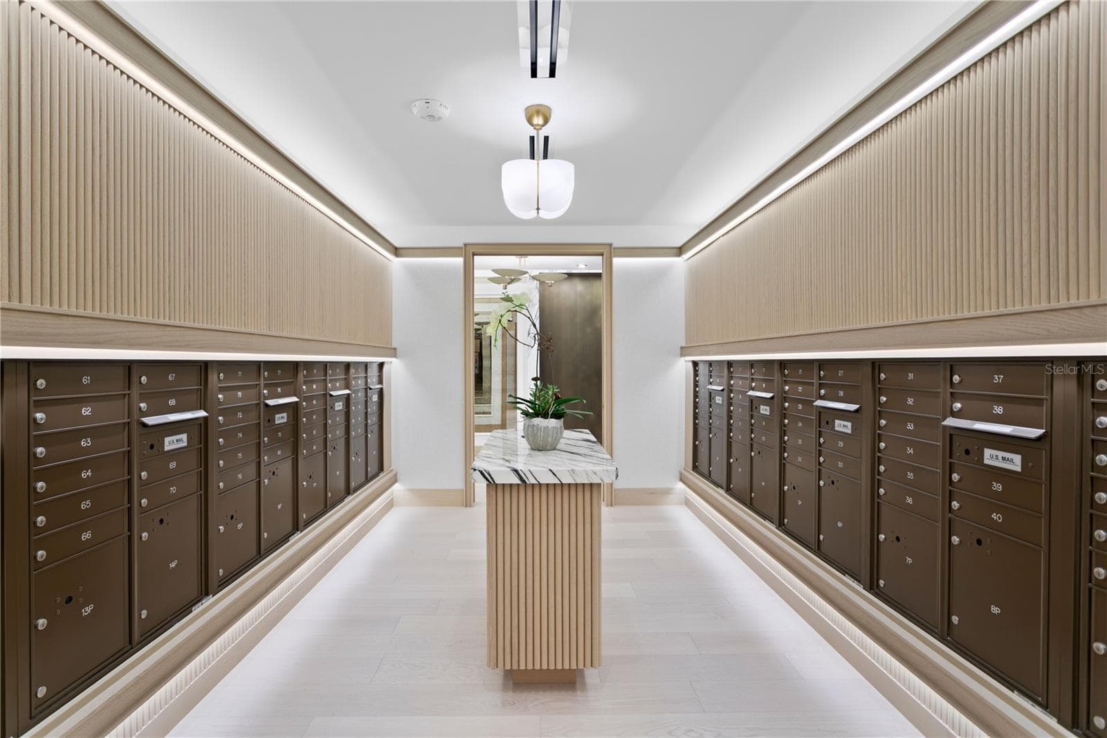 Secure and attended resident mailroom featuring climate-controlled package and parcel storage - 3015 S YSABELLA AVE #2301, TAMPA