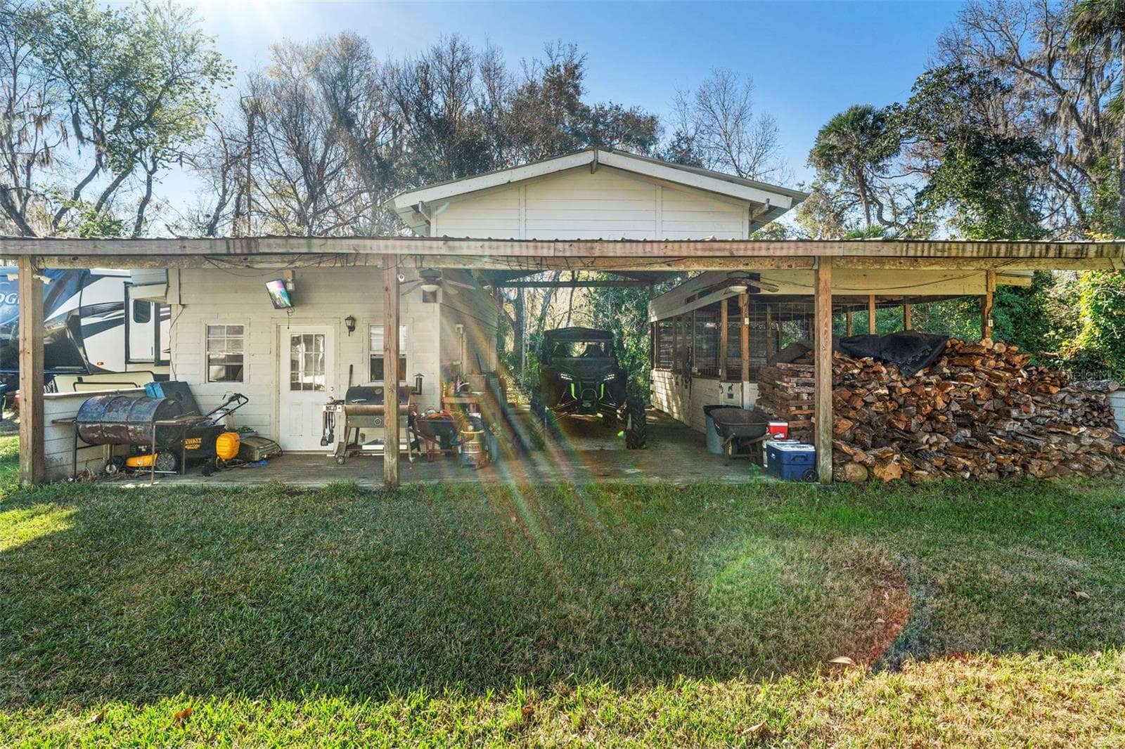 Barn, tackroom, two stalls and Side by Side storage - 3080 RAGIS RD, EDGEWATER