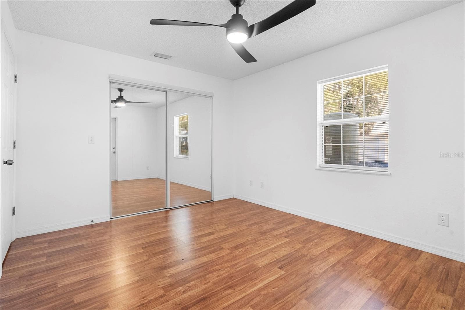 bedroom 2 - 3080 RAGIS RD, EDGEWATER
