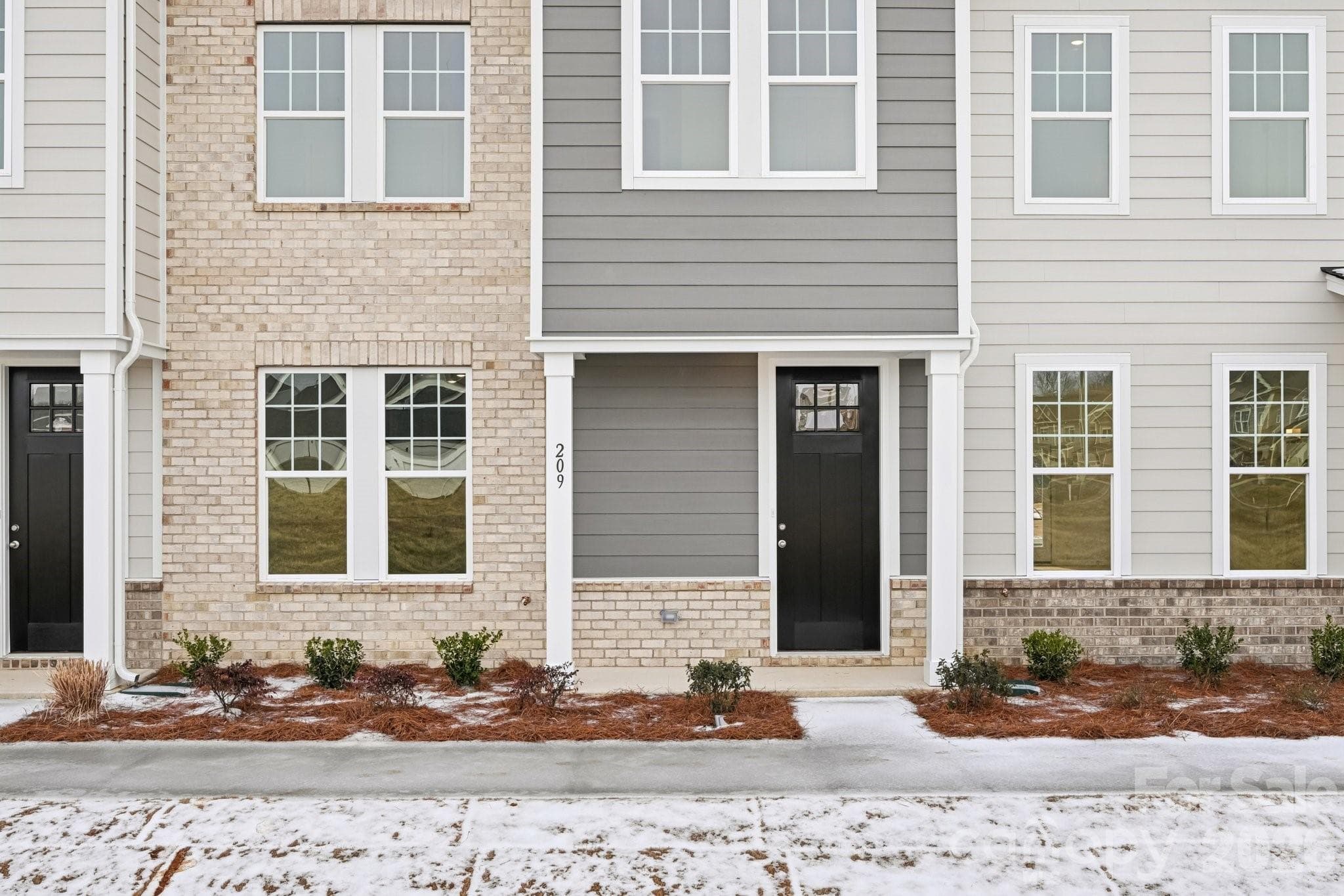 Townhouse at 209 Vanguard Lane, Gastonia, photo 6 of 36