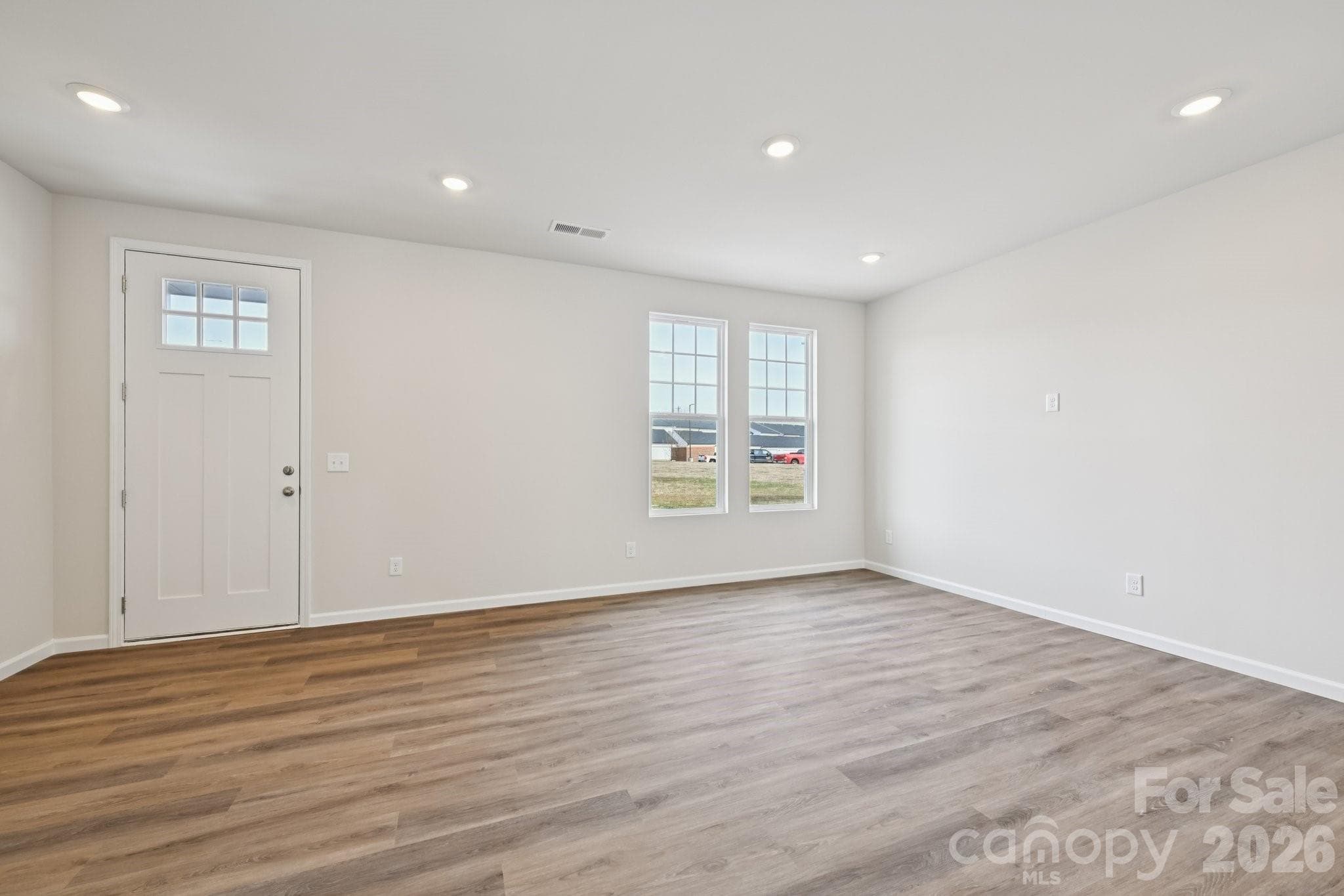 Townhouse at 209 Vanguard Lane, Gastonia, photo 8 of 36