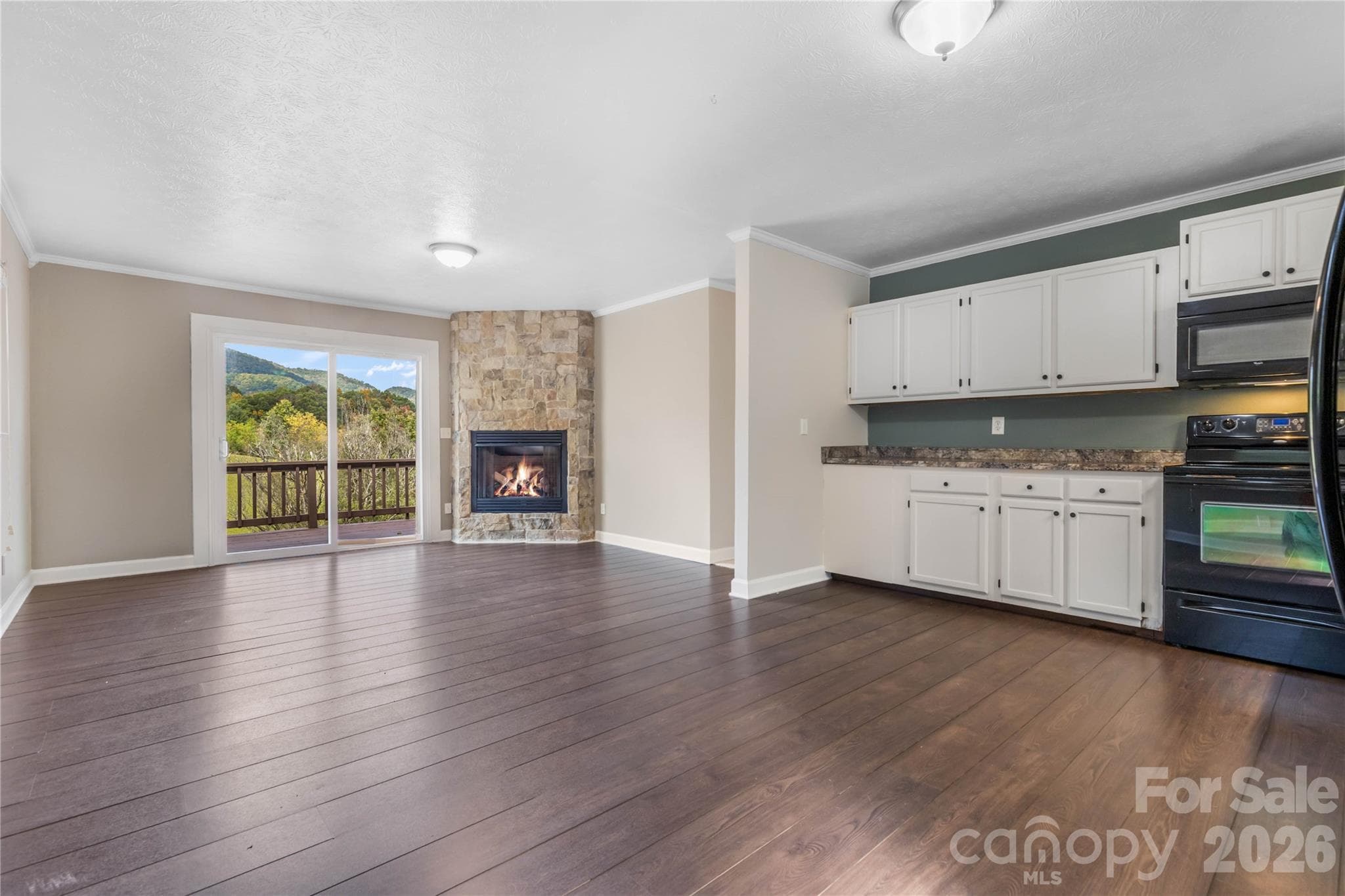 Single Family Residence at Waynesville, photo 2 of 42