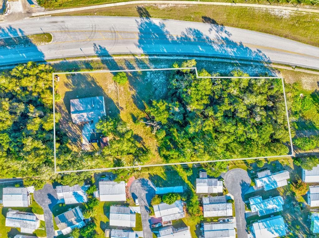 Mixed Use at 330 BONNIE LN, ORANGE CITY, photo 22 of 37
