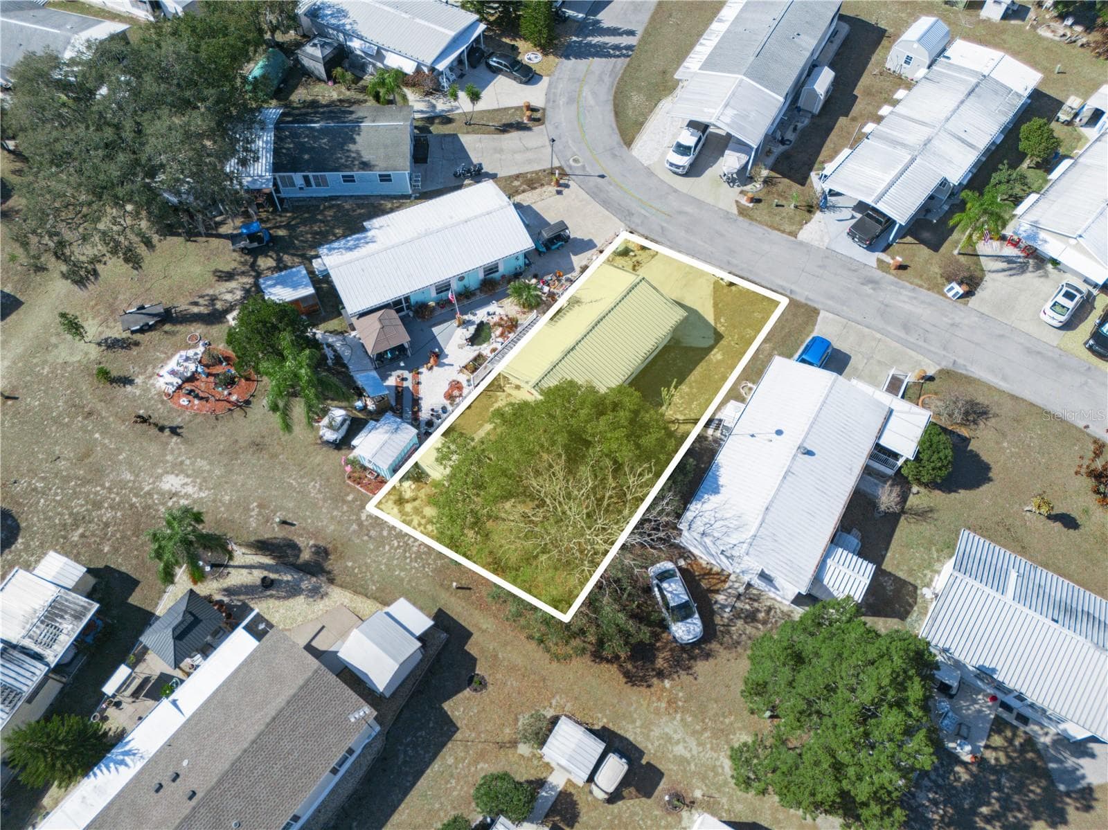 Manufactured Home at 31 STONEFLY CIR, LAKE WALES, photo 25 of 45