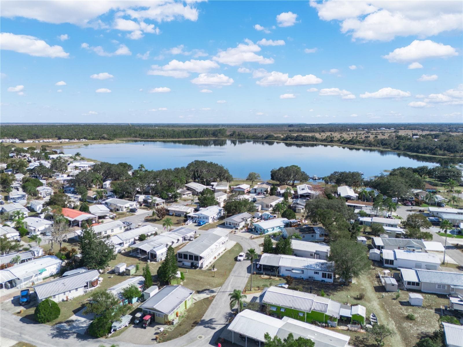 Manufactured Home at 31 STONEFLY CIR, LAKE WALES, photo 36 of 45