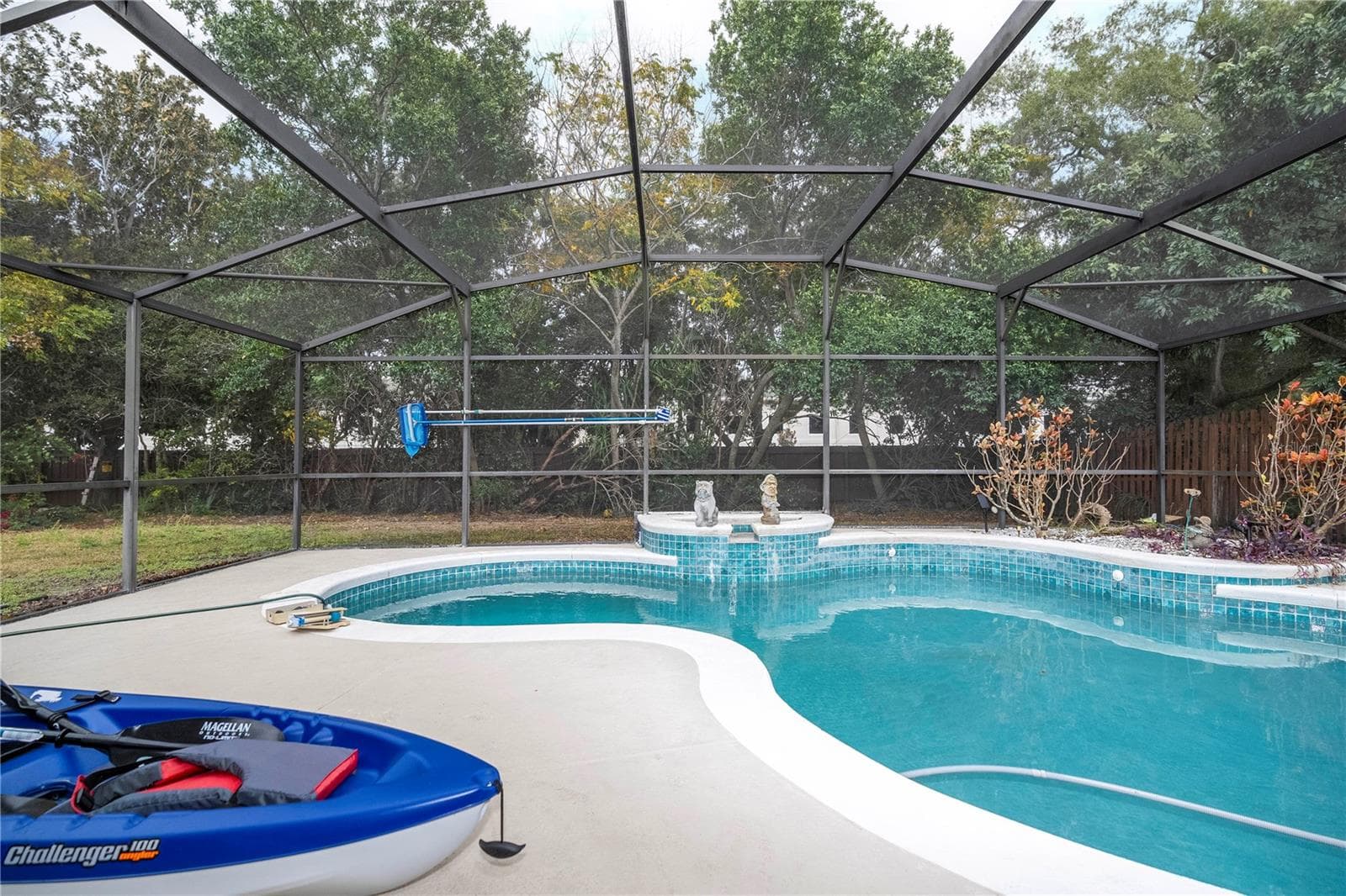 Single Family Residence at 6013 CRYSTAL VIEW DR, ORLANDO, photo 15 of 81