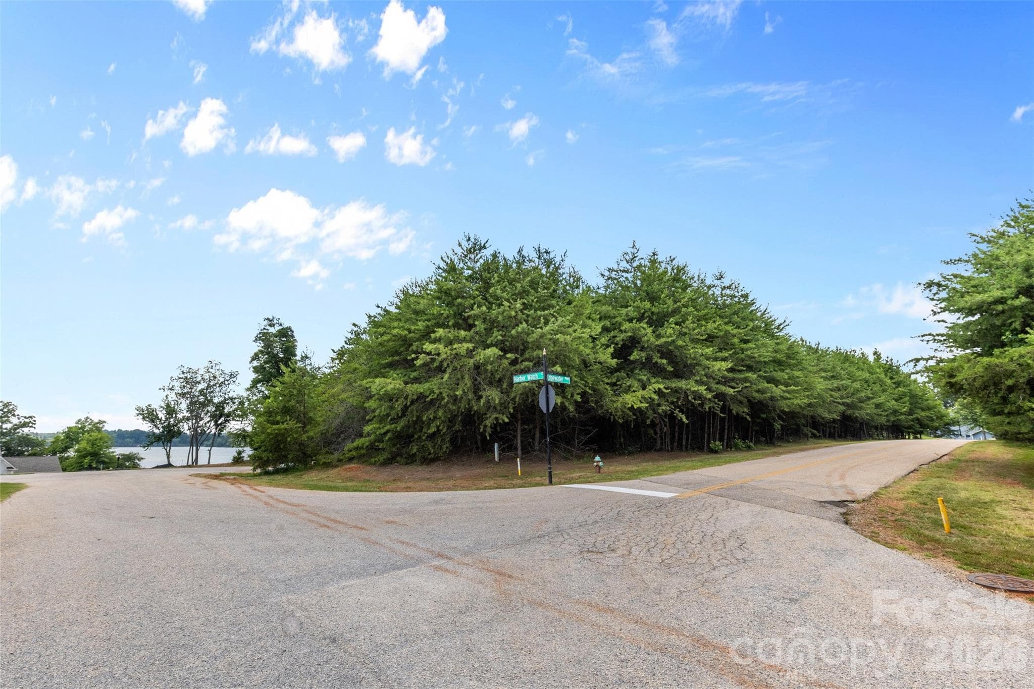 Lot at Lancaster, photo 4 of 14