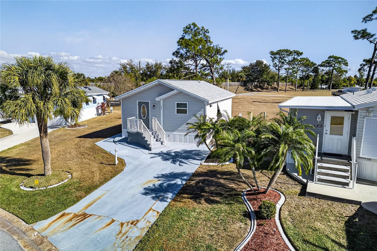 Manufactured Home at 204 CROWN POINT DR, NOKOMIS, photo 10 of 78