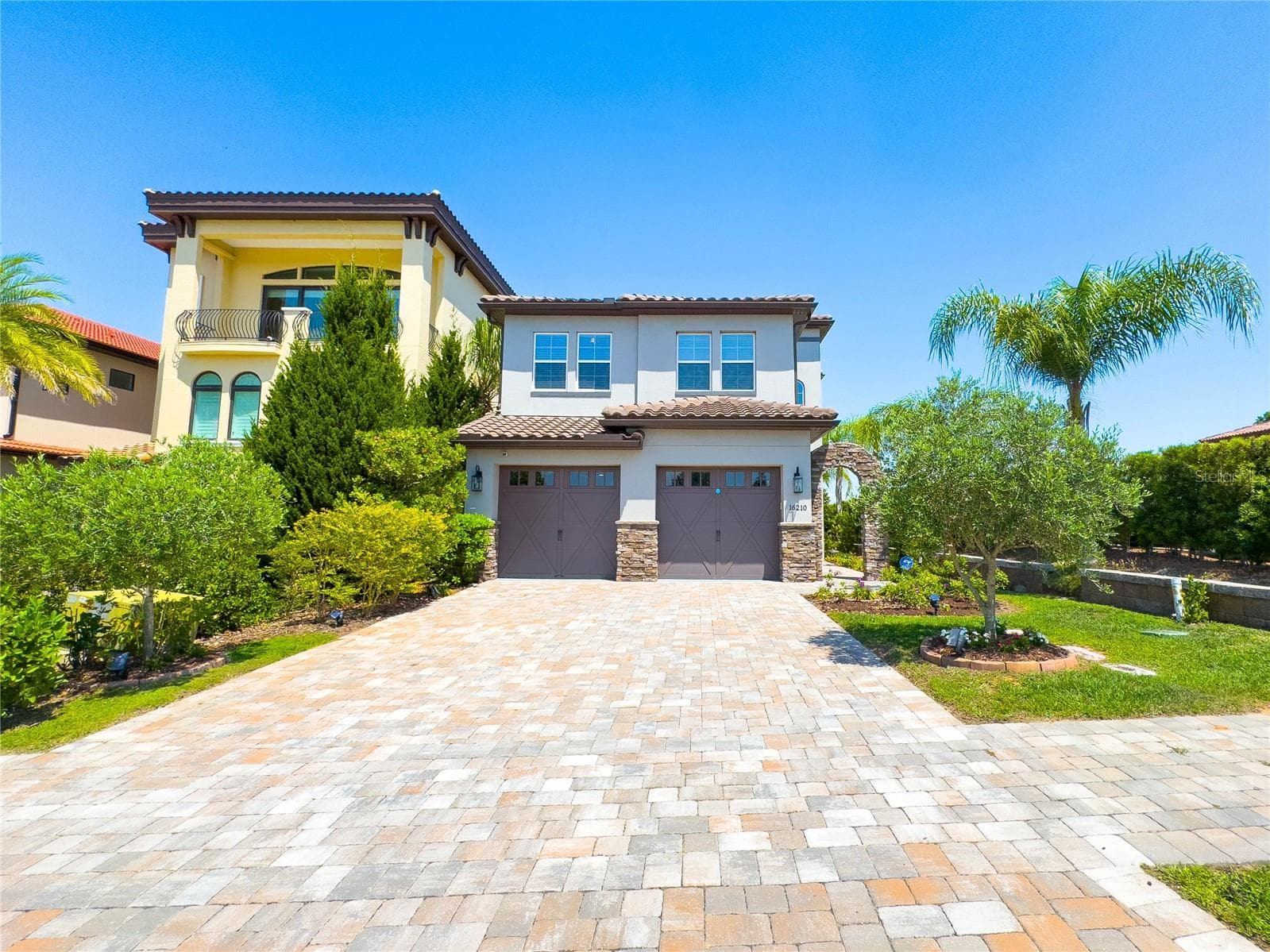 Single Family Residence at 16210 RAVENNA CT, MONTVERDE, photo 2 of 52