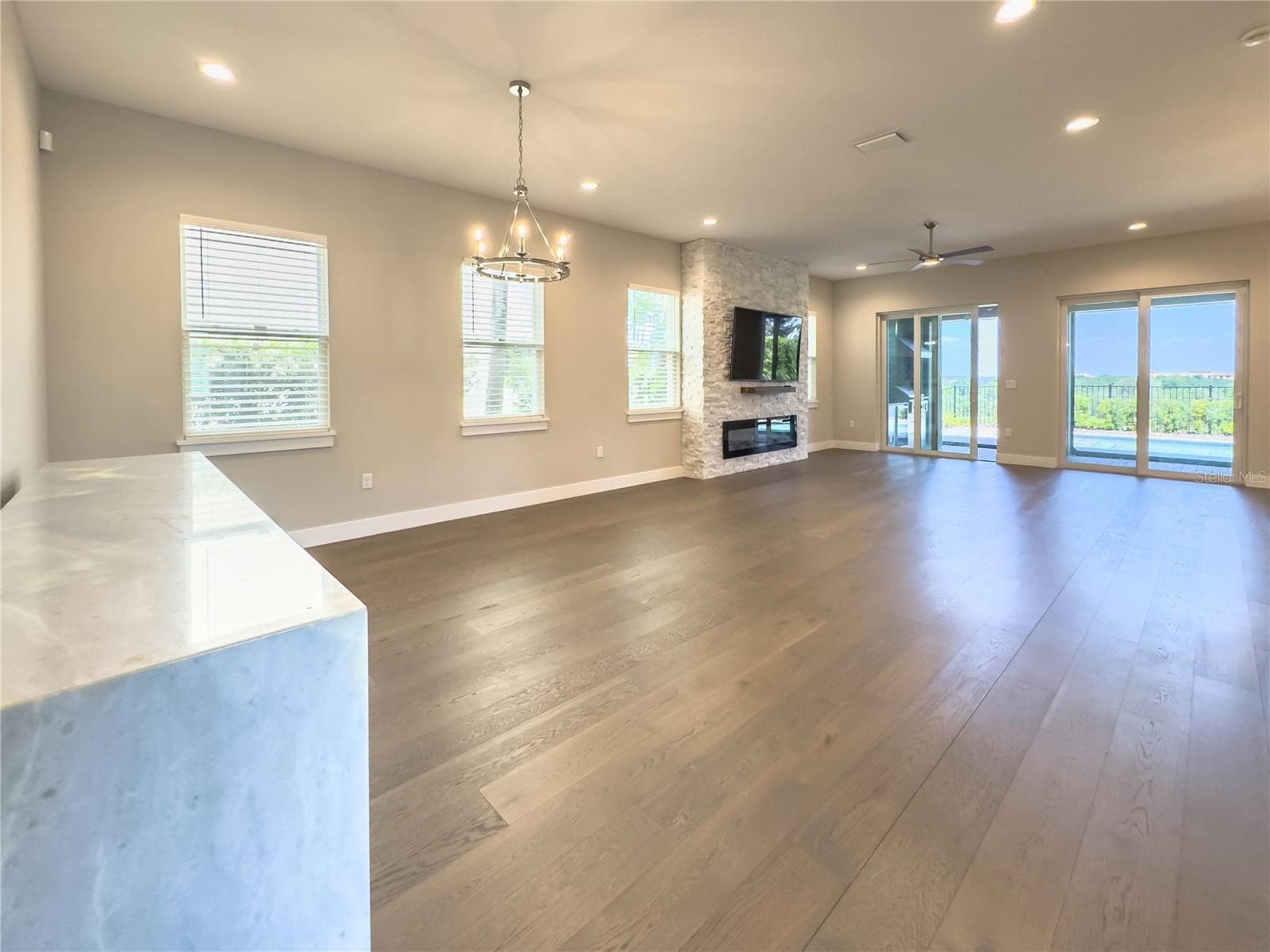 Single Family Residence at 16210 RAVENNA CT, MONTVERDE, photo 10 of 52