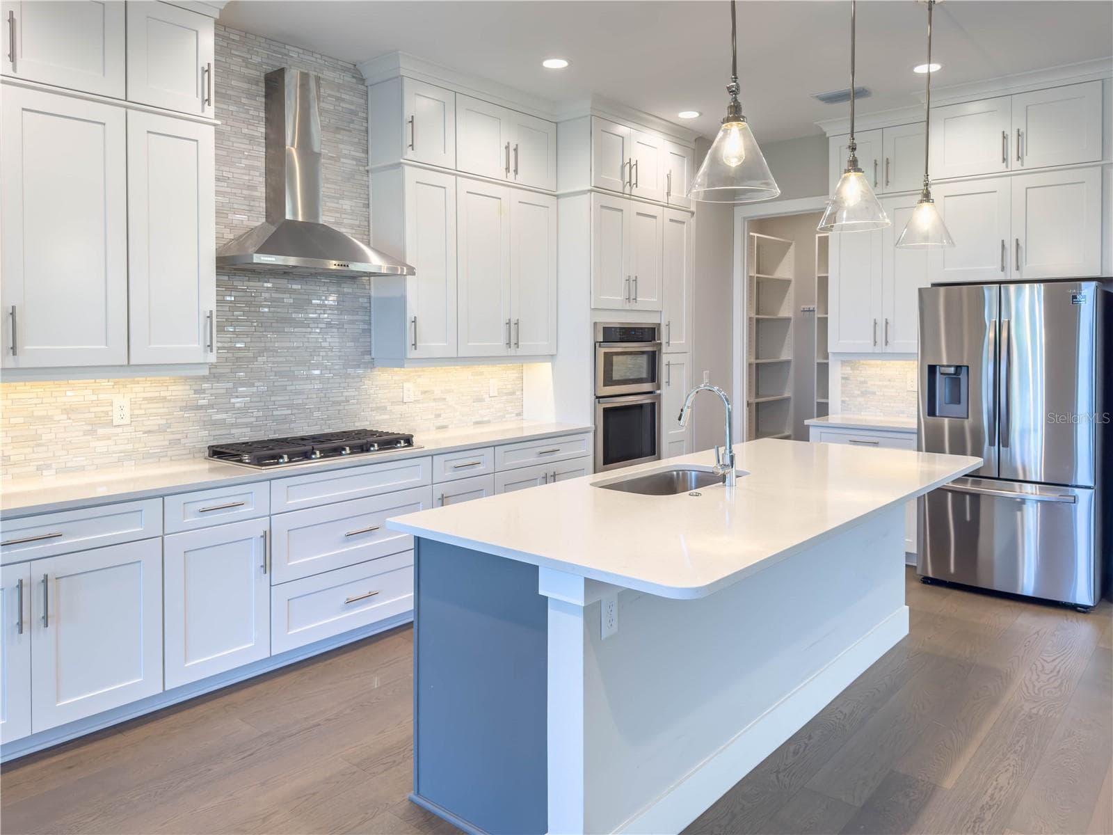 Single Family Residence at 16210 RAVENNA CT, MONTVERDE, photo 14 of 52