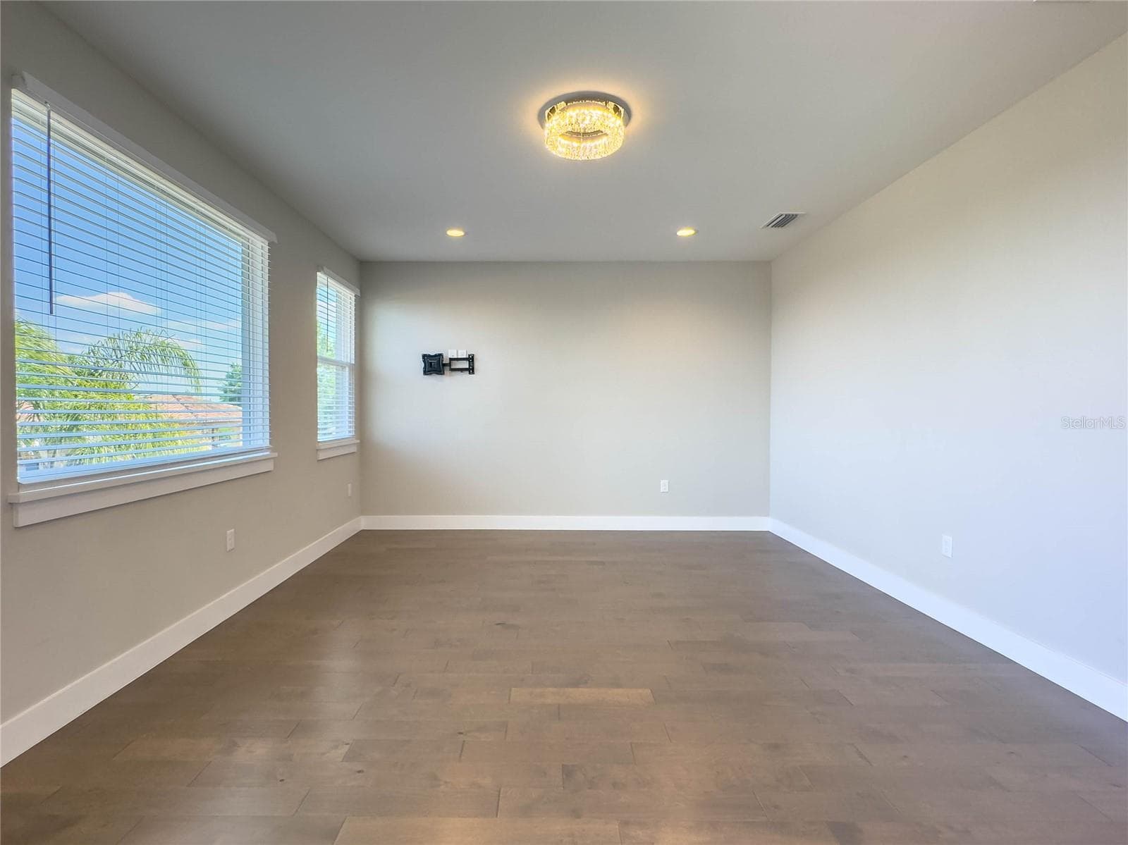 Single Family Residence at 16210 RAVENNA CT, MONTVERDE, photo 27 of 52