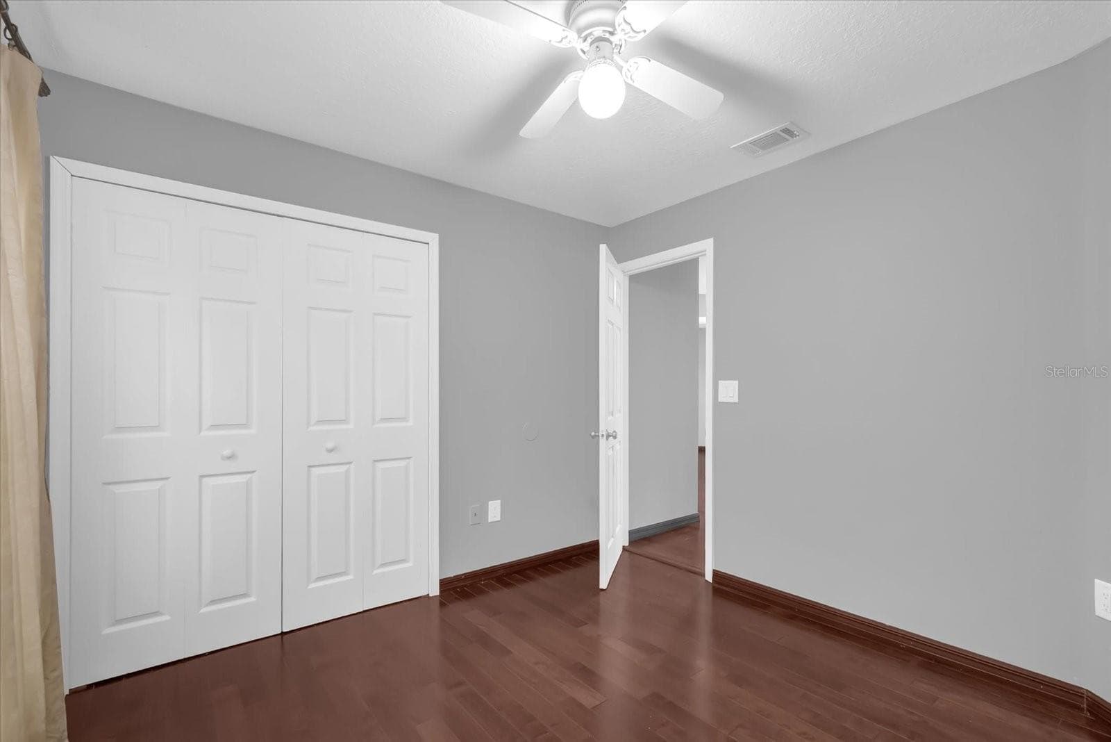 Single Family Residence at 405 LATONIA ST, KISSIMMEE, photo 16 of 32