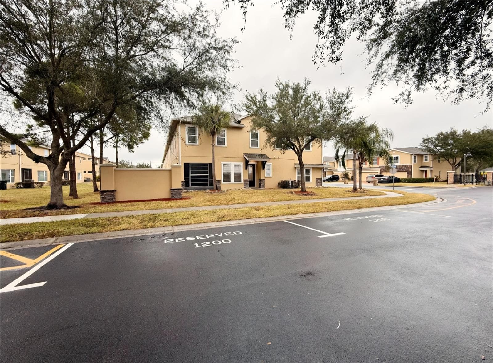 Townhouse at 1200 TETON DR, KISSIMMEE, photo 4 of 43