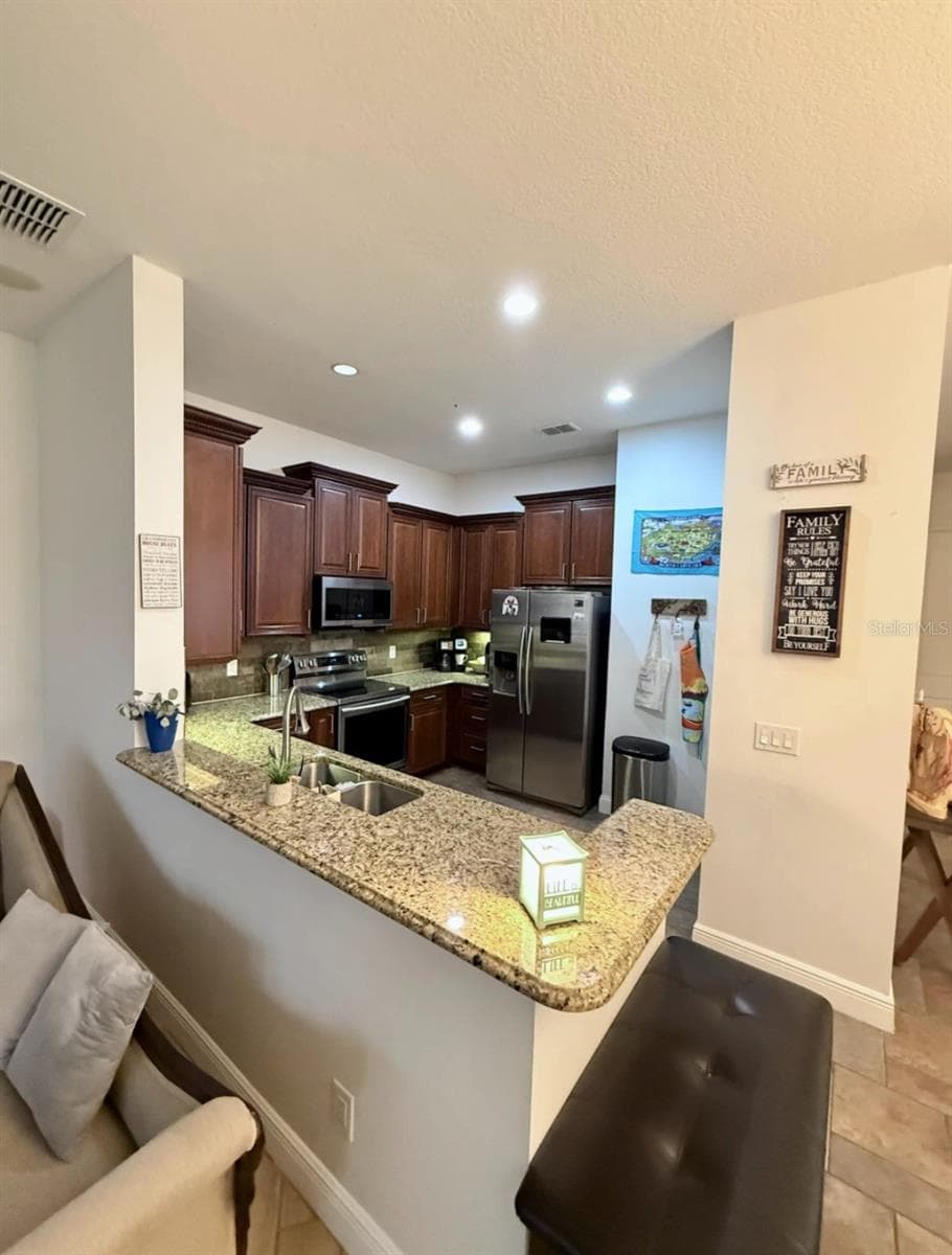 Townhouse at 1200 TETON DR, KISSIMMEE, photo 11 of 43