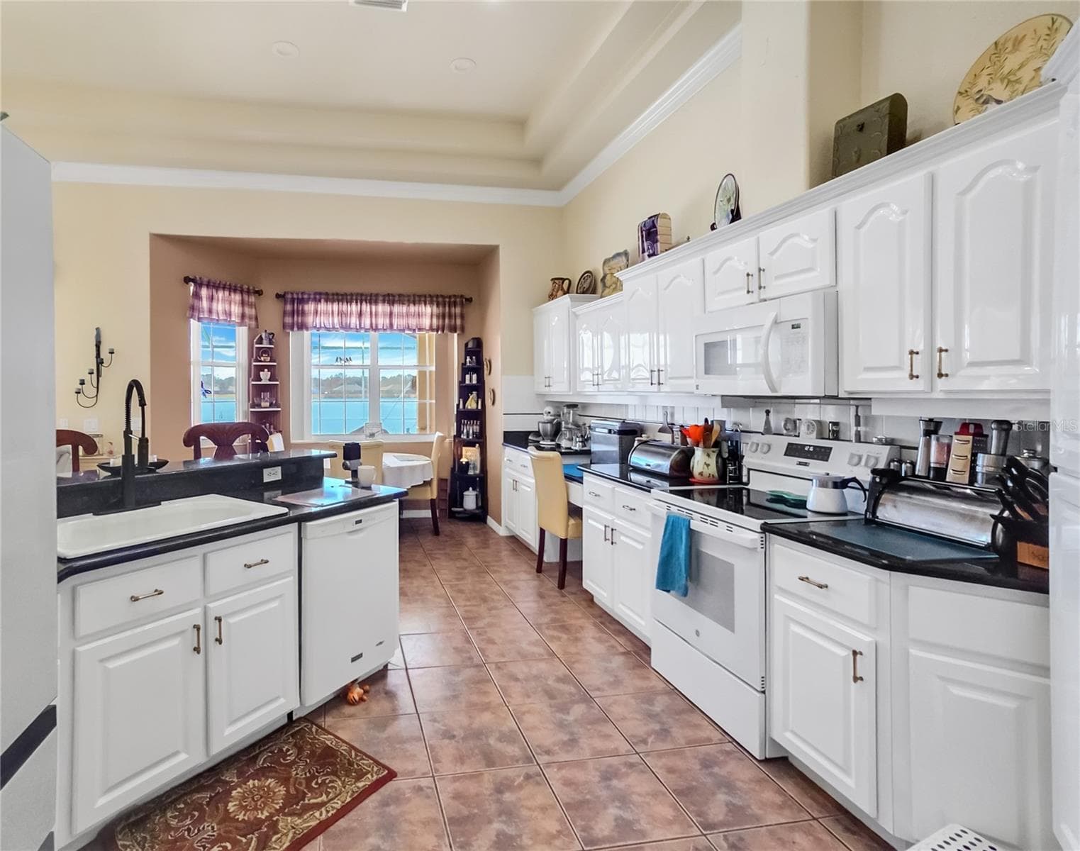 Kitchen - 77 HICKORY LOOP, OCALA