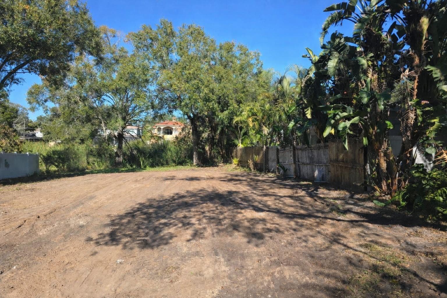 3209 W BAY VISTA AVE