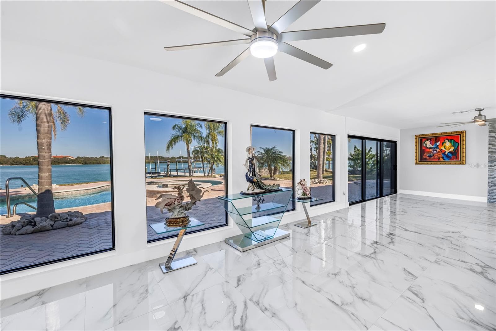 Single Family Residence at 583 CRYSTAL DR, MADEIRA BEACH, photo 19 of 100