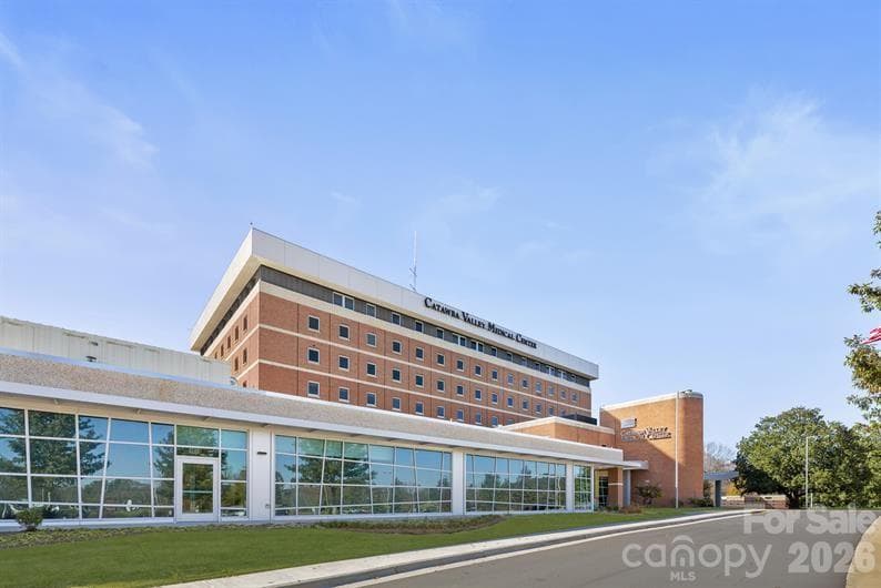 Area Photo - Healthcare At Your Doorstep. - 3290 Eller Drive Extension, Hickory