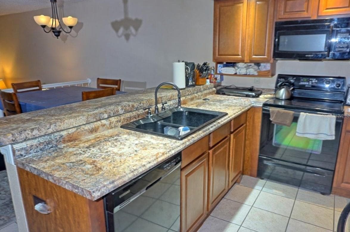 Townhouse at 2051 VISTA DEL SOL CIR #202, LUTZ, photo 6 of 40