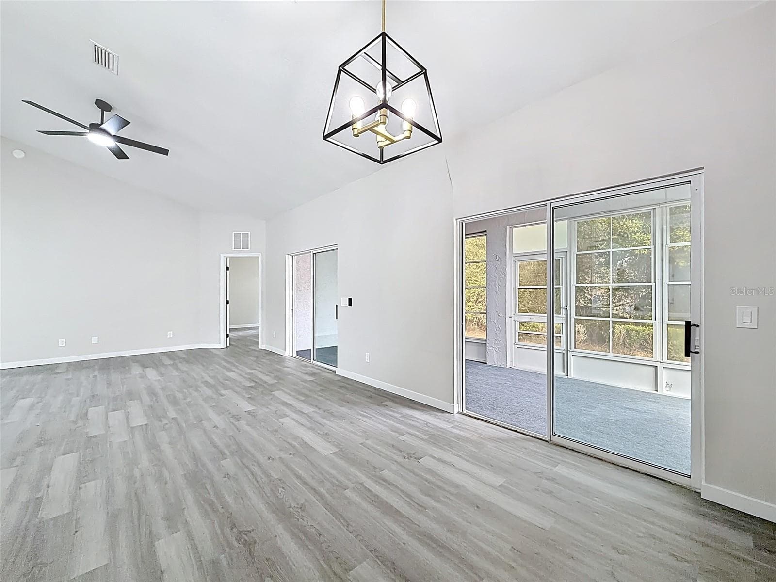 Single Family Residence at 5375 NW 26TH LN, OCALA, photo 18 of 86
