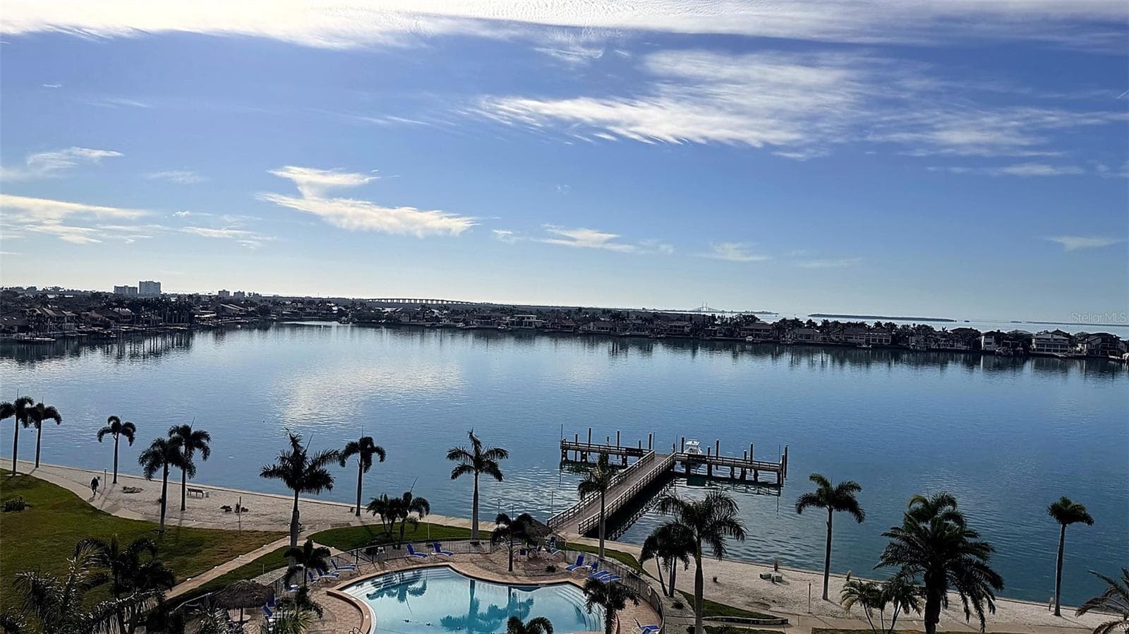 Condominium at 5130 BRITTANY DR S #807, ST PETERSBURG, photo 15 of 32